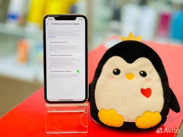 iPhone 11, 64 ГБ