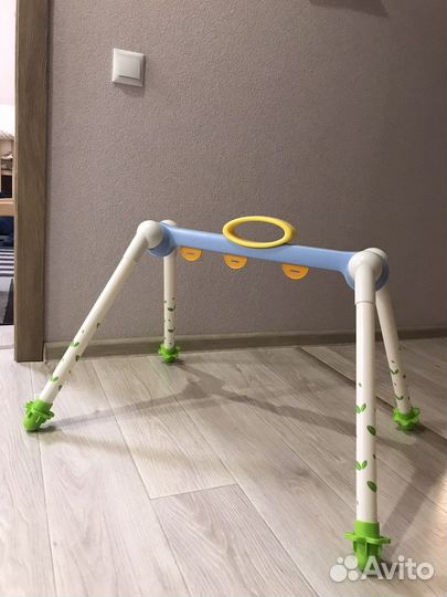 Игрушки подвесные. Игровой центр