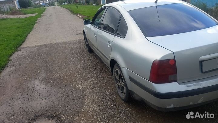 Volkswagen Passat 1.6 МТ, 2000, 265 000 км