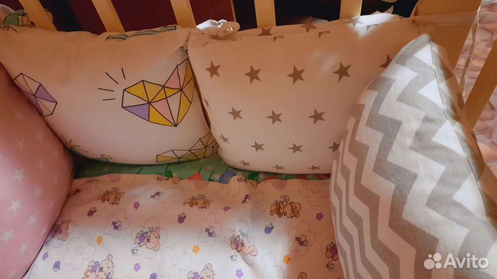 Бортики в кроватку для девочки