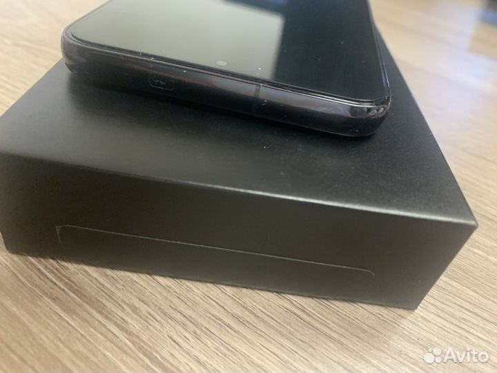 Samsung Galaxy S23+, 8/256 ГБ