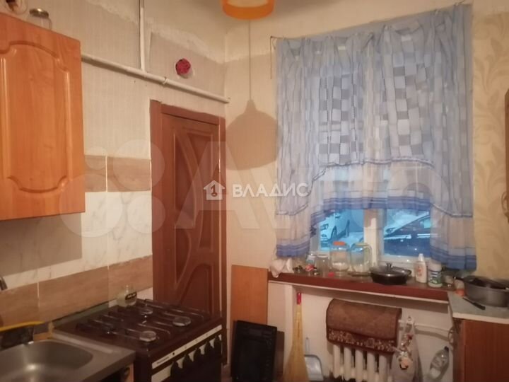 Комната 18 м² в 3-к., 1/3 эт.