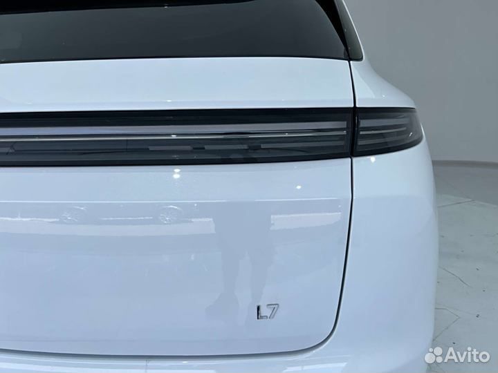 LiXiang L7 1.5 AT, 2023, 18 000 км