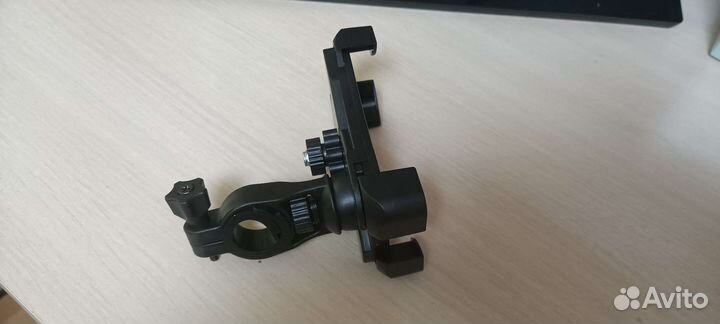 Держатель для смартфона на электросамокат