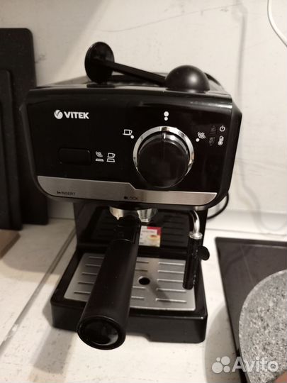 Кофемашина рожковая vitek