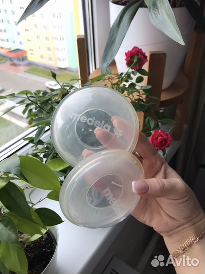 Накладки для сбора грудного молока Medela