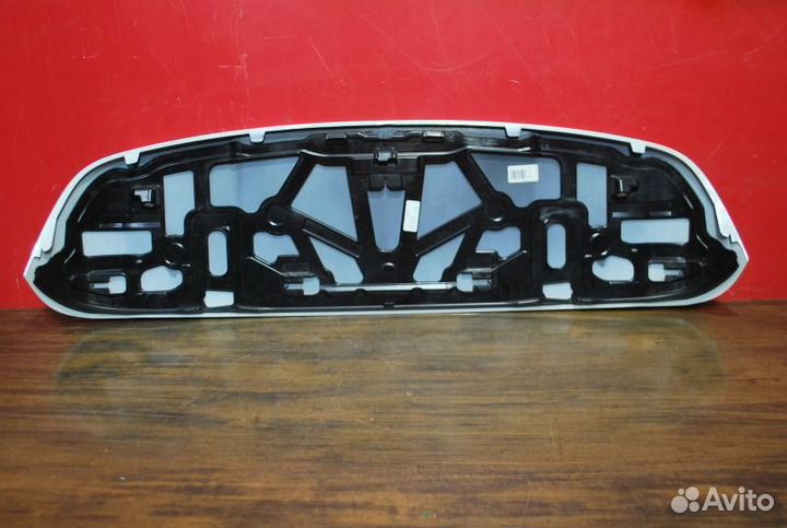 Спойлер крышки багажника Bmw X5