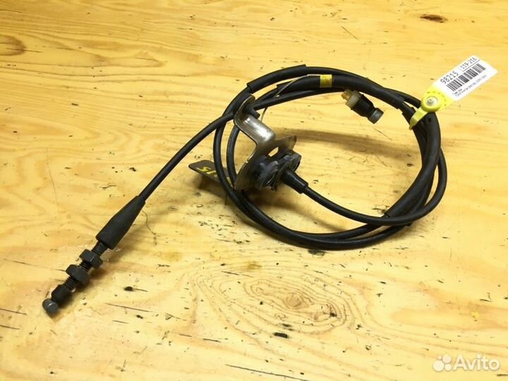 Трос газа Toyota Wish ZNE10G 1zzfe 2003