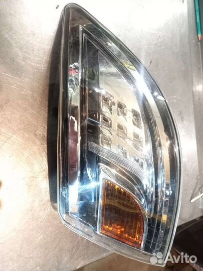 Задний правый фонарь Mazda 6