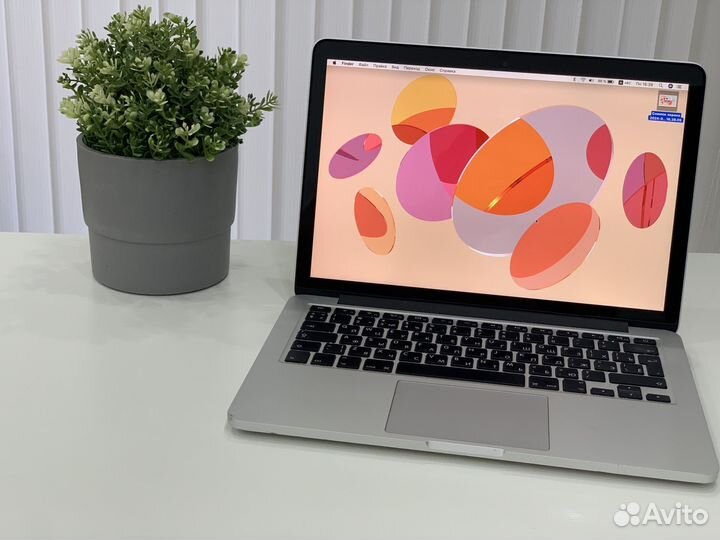 MacBook Pro 13 2016 i5/8/128 гб + Sims 4