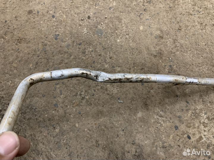 Трубка эгур дефект LADA Xray 1.8 2017