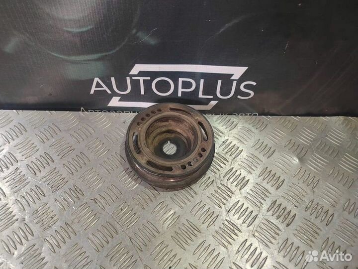 Шкив коленвала Opel Astra H Z16XEP