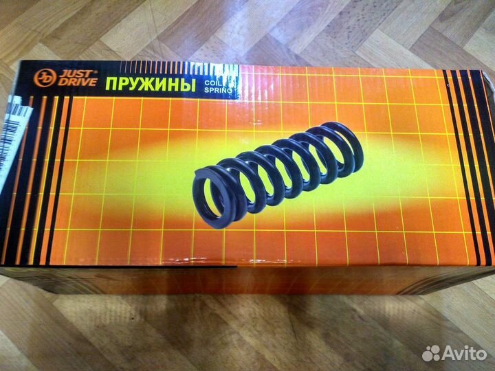 Пружина задней подвески