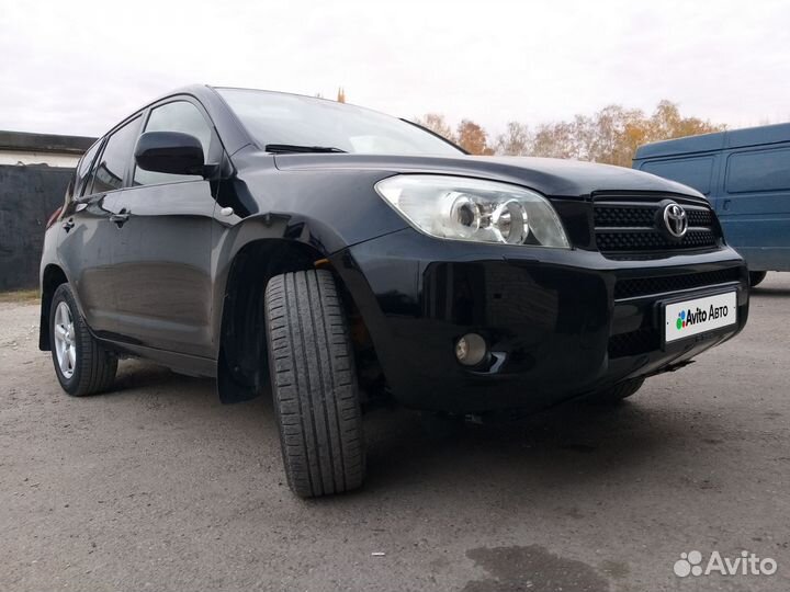 Toyota RAV4 2.0 AT, 2006, 210 000 км