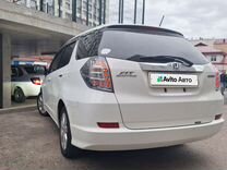 Honda Fit Shuttle 1.3 CVT, 2012, 220 000 км, с пробегом, цена 980 000 руб.