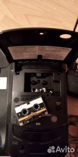 Стационарный телефон с магнитофоном