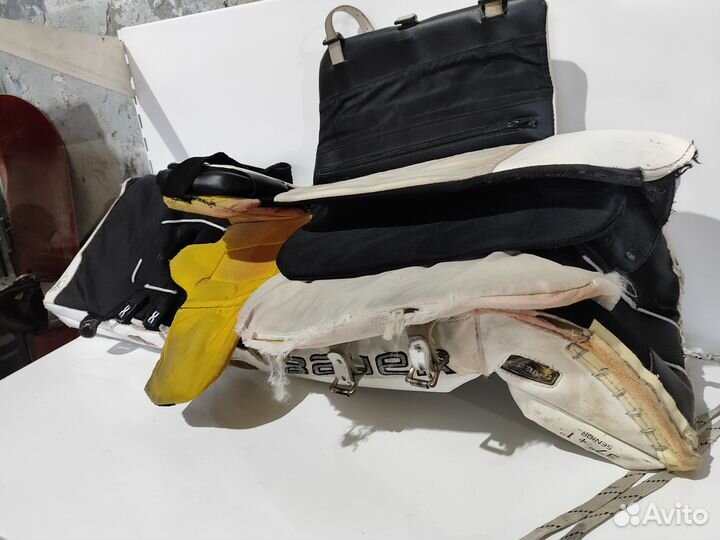 Форма хоккейная вратарская