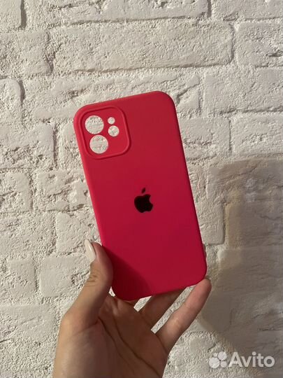 Чехол на iPhone 12