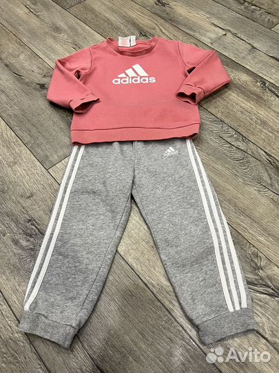 Спортивный костюм adidas 98-104