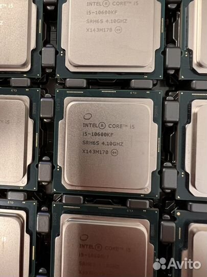 Процессор intel core i5 10600kf oem. Intel Core i7-7700. Intel Core i 7700k. Процессор Intel Core i7-7700k. Intel Core i7-9700.