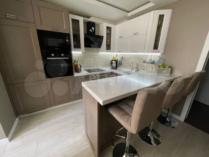 4-к. квартира, 102 м², 2/25 эт.