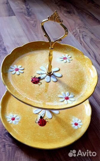 Двухуровневая подставка для конфет/фруктов