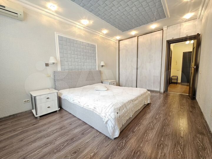 2-к. квартира, 53 м², 8/16 эт.