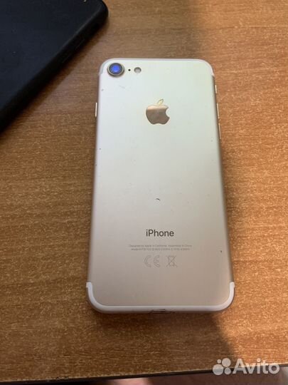 iPhone 7, 32 ГБ