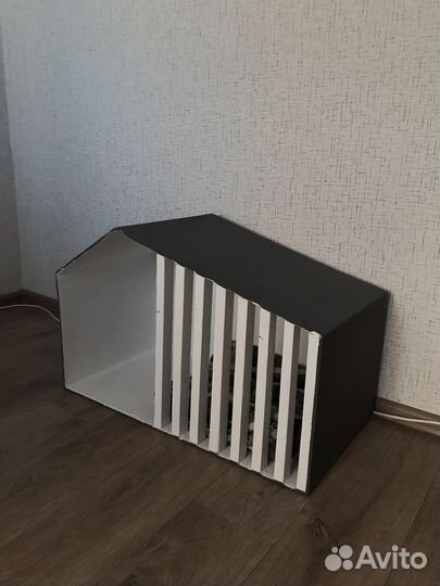 Домик для кошек и собак