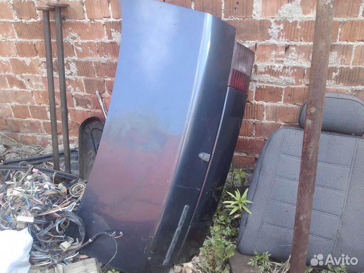 Крышка багажника ваз2110