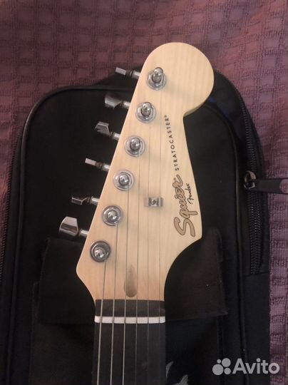 Электрогитара Fender squier stratocaster