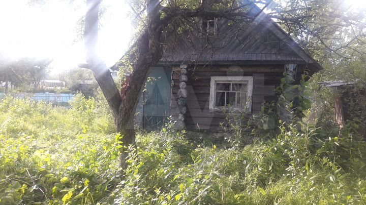 Дача 20 м² на участке 4 сот.