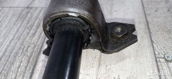 Стабилизатор передний Volkswagen Passat