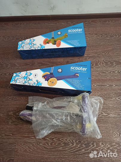 Самокат детский трехколесный новый