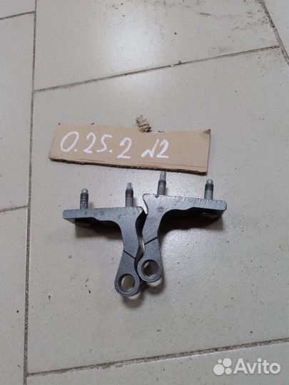 Петля двери mercedes c c205 coupe