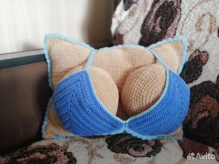 Подушка грудь