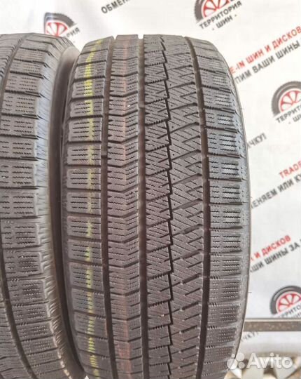 Bridgestone Blizzak VRX2 205/50 R17 93Q