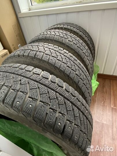 Viatti Brina Nordico V-522 185/70 R14 88T