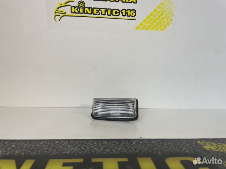 Фонарь подсветки номерного знака правый Solano