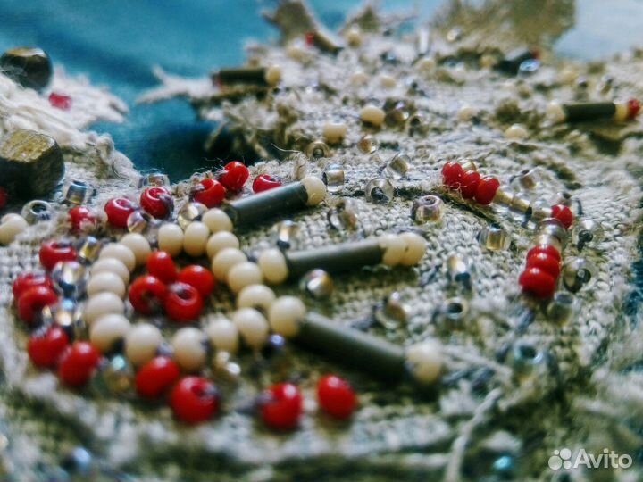 Брошь ручной работы 