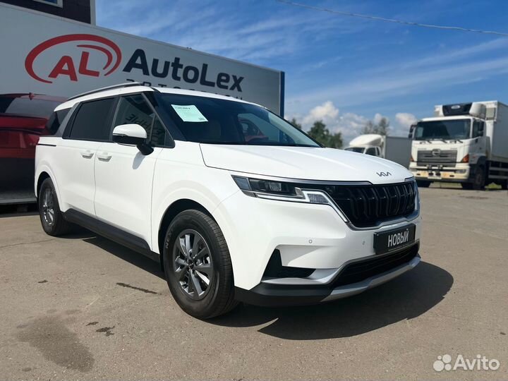 Kia Carnival 2.2 AT, 2022, 1 км