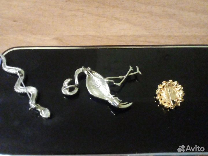 Брошь чехословакия