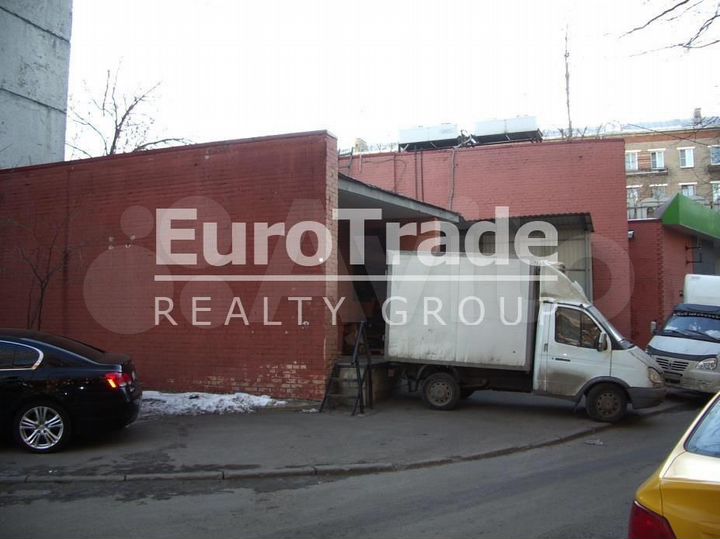 Продам торговое помещение, 498 м²