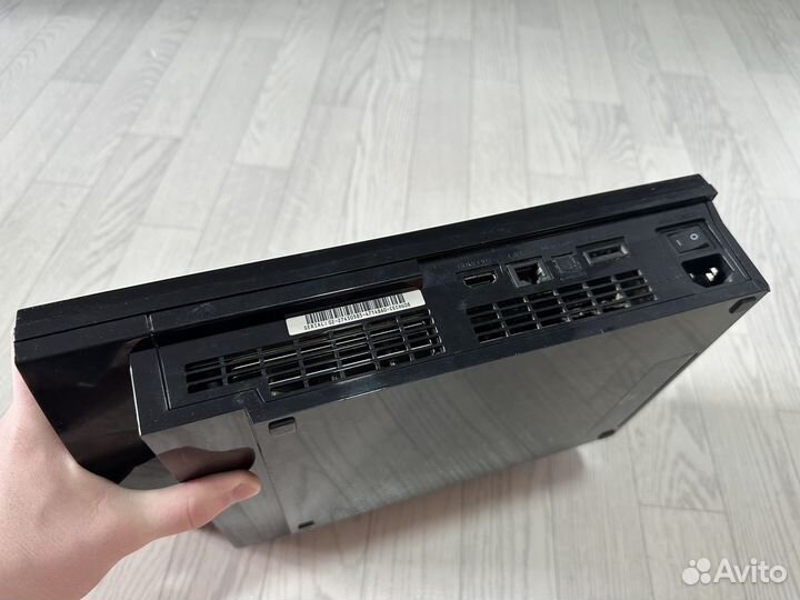Sony PlayStation 3 slim прошитая 320gb + игры