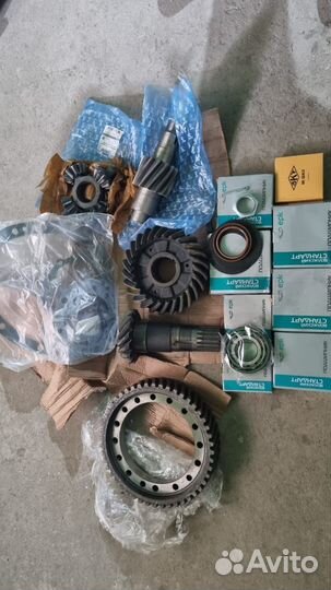 Запчасти на средний редуктор (С Набережных Челнов)