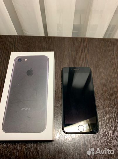 Телефон iPhone