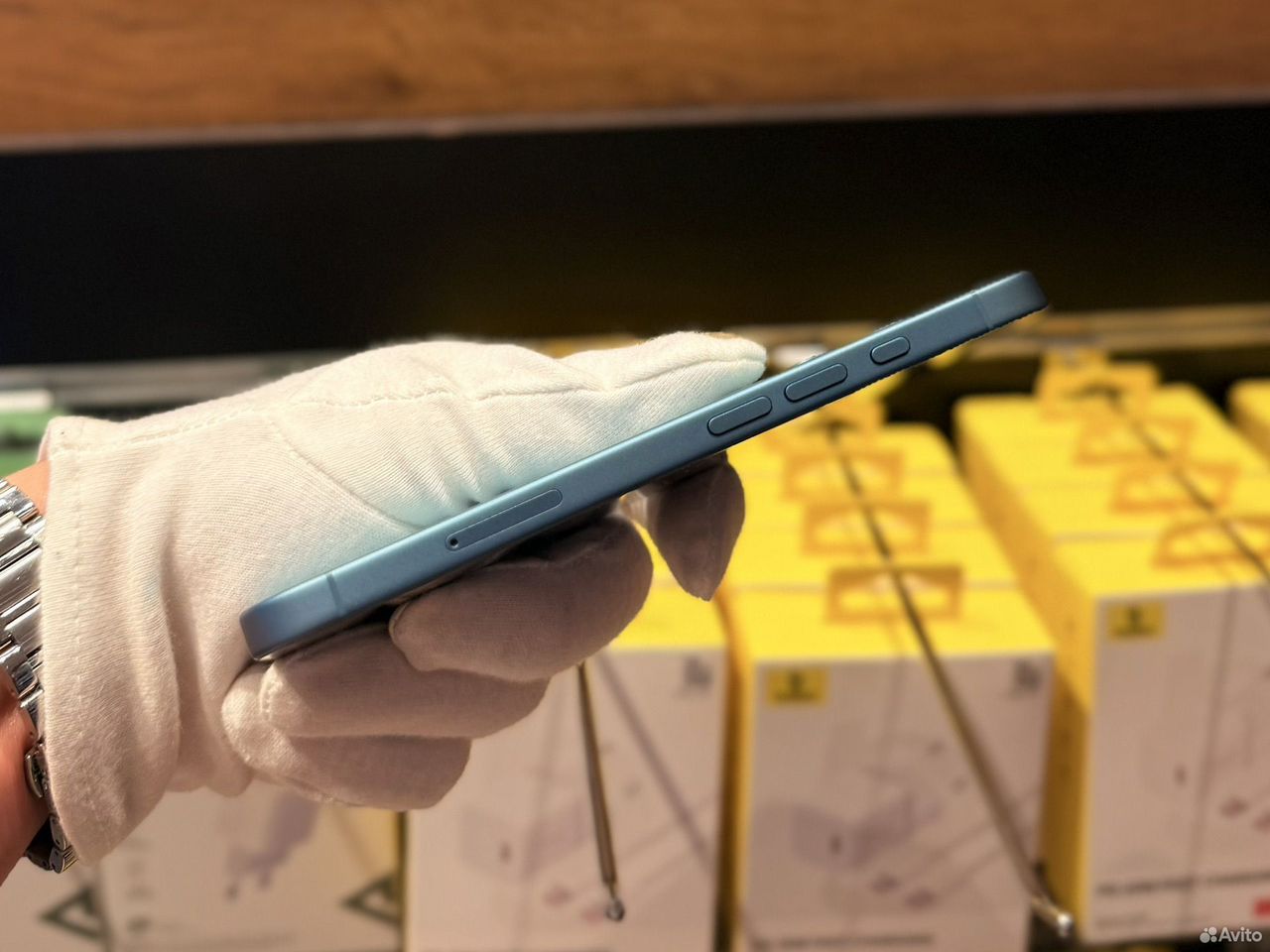 iPhone 16, 512 ГБ, SIM + eSIM