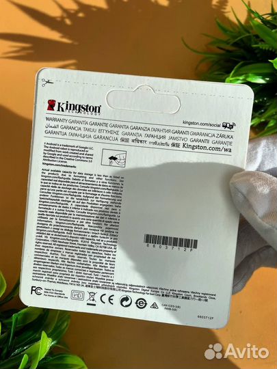 Карта памяти kingston