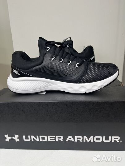 Кроссовки Under Armour Charged Vantage 2