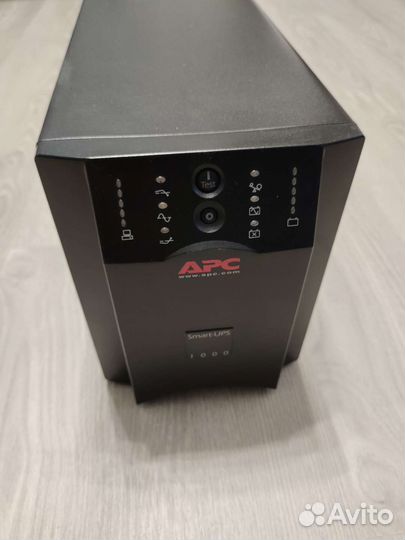 Ибп APC Smart-UPS 1000